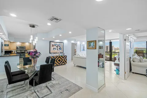 $765,000 | 2697 North Ocean Boulevard, Unit F507, Boca Raton, FL 33431