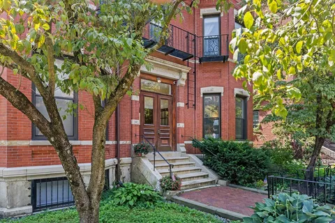 $624,500 | 364 Marlborough Street, Unit 1, Boston, MA 02115