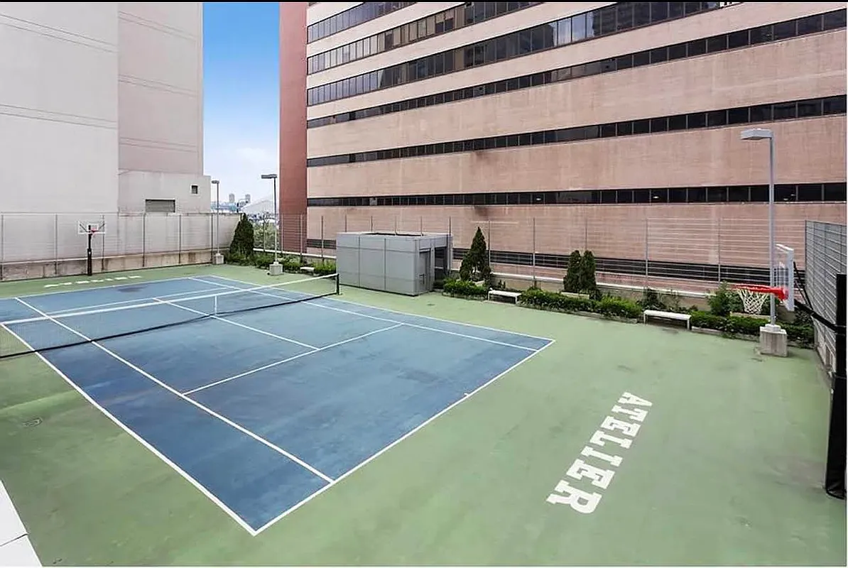 635 West 42nd Street, Unit 10C Manhattan, NY 10036 - Photo 9 of 10 a view of an outdoor space