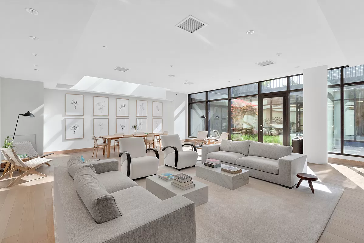 21-30 44th Drive, Unit 3H Queens, NY 11101 - Photo 6 of 13