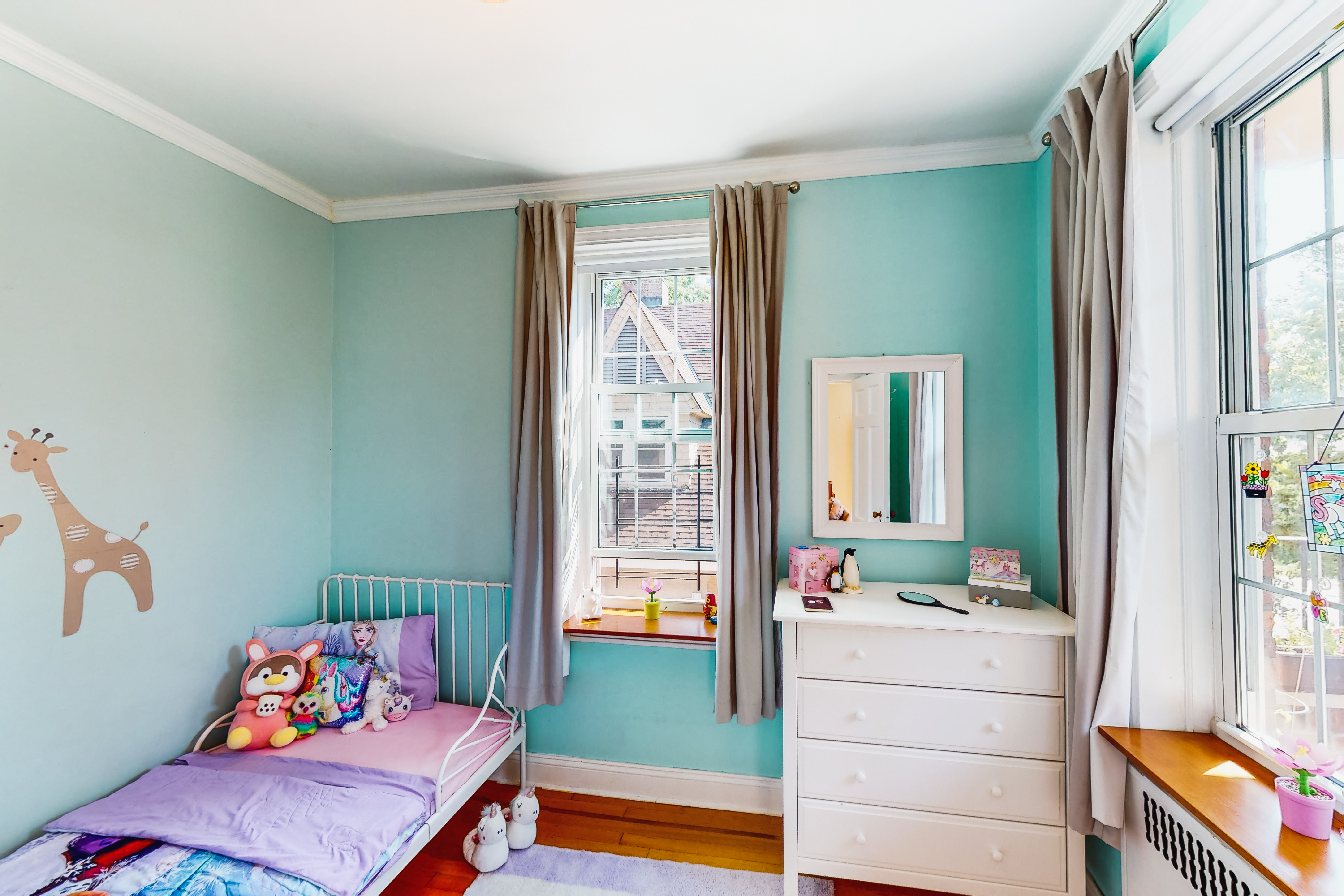 1409 Albemarle Road, Unit 3C Brooklyn, NY 11226 - Photo 6 of 8 Gallery Image 6