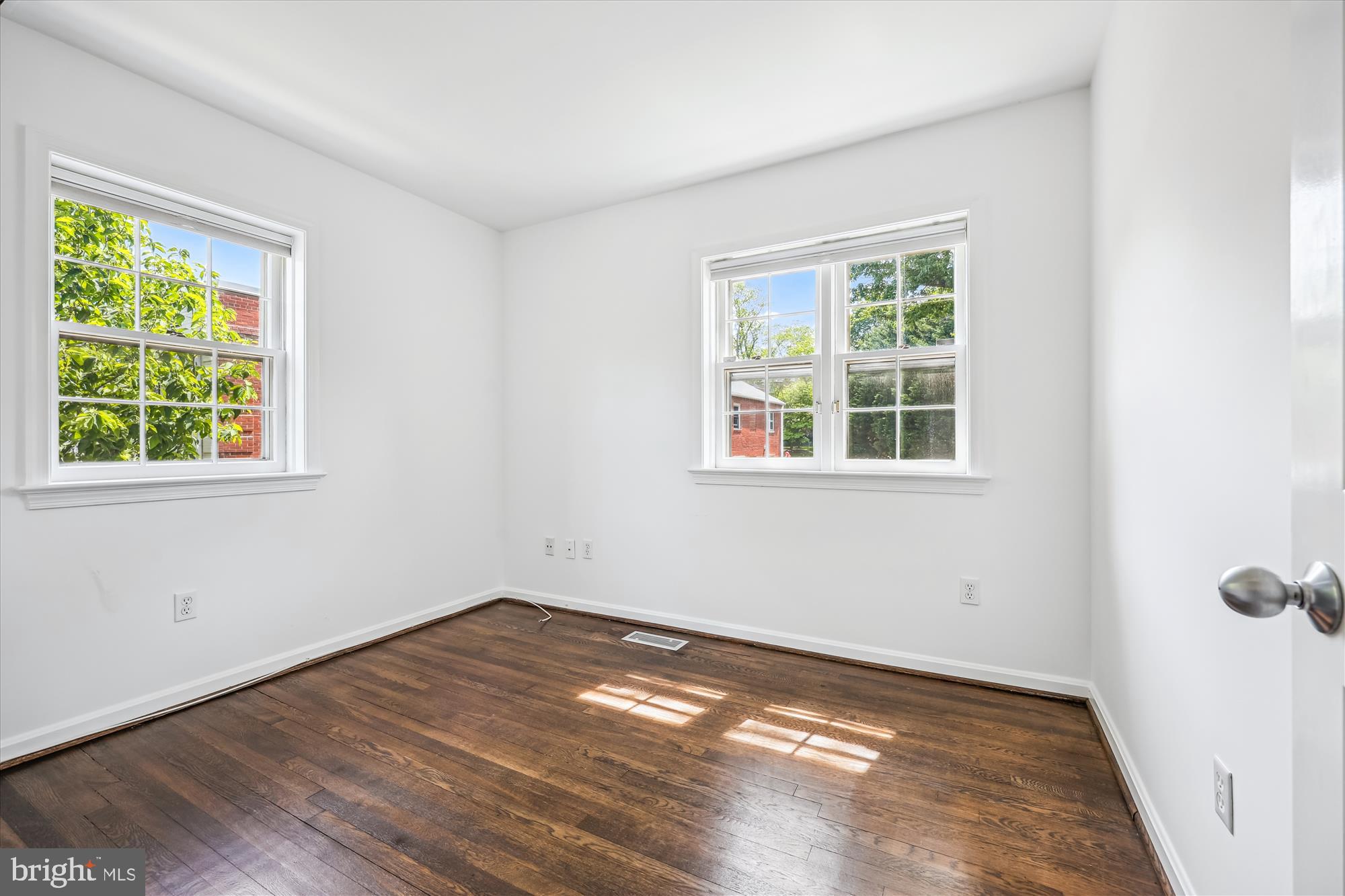 6705 Hillandale Road, Unit 153 Chevy Chase, MD 20815 - Photo 18 of 31