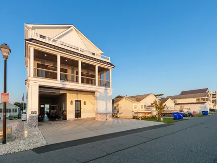 $3,699,000 | 38739 Roosevelt Avenue, Selbyville, DE 19975
