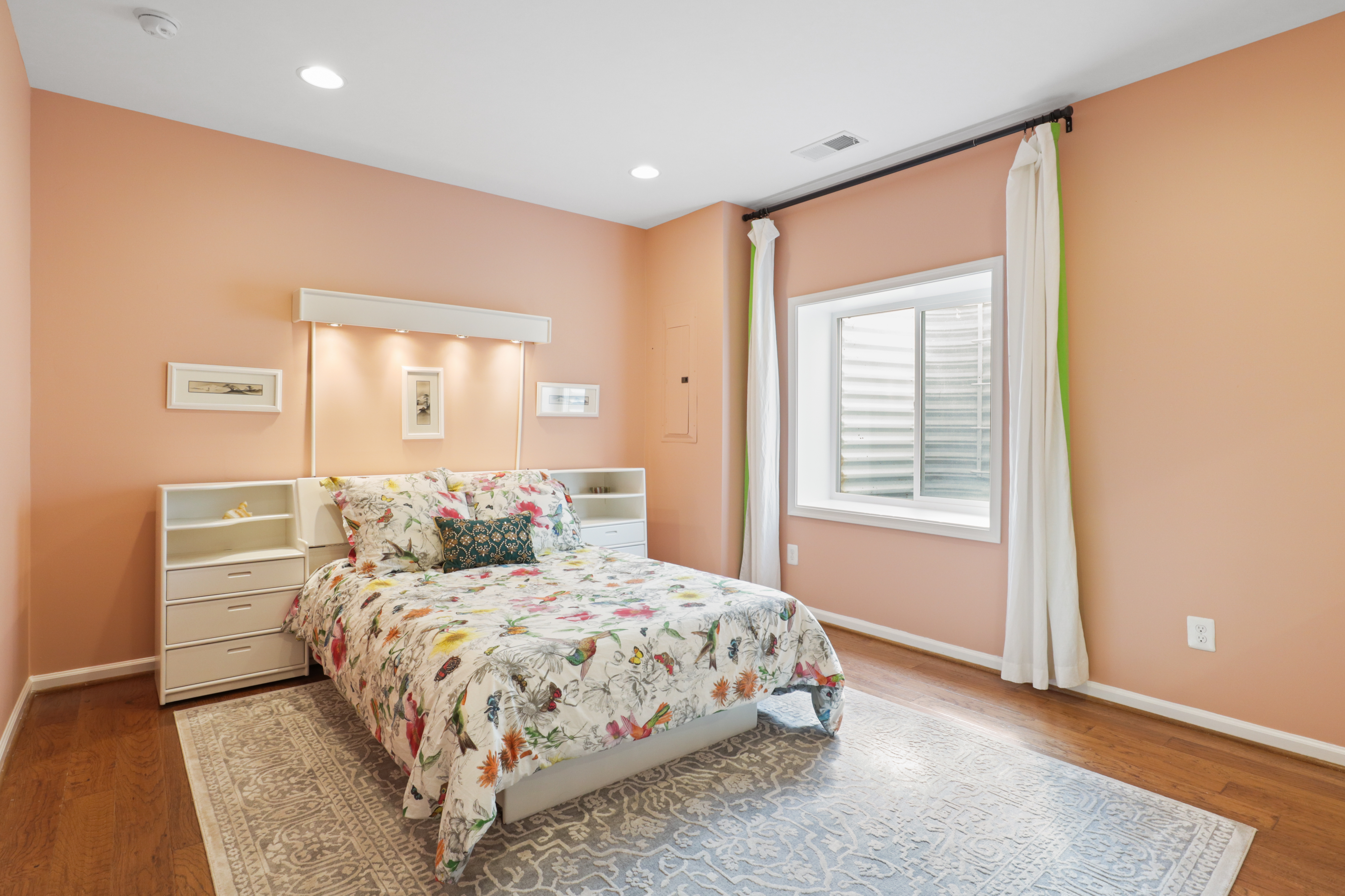 9101 Power House Road Lorton, VA 22079 - Photo 49 of 75 a bedroom with a bed and a window