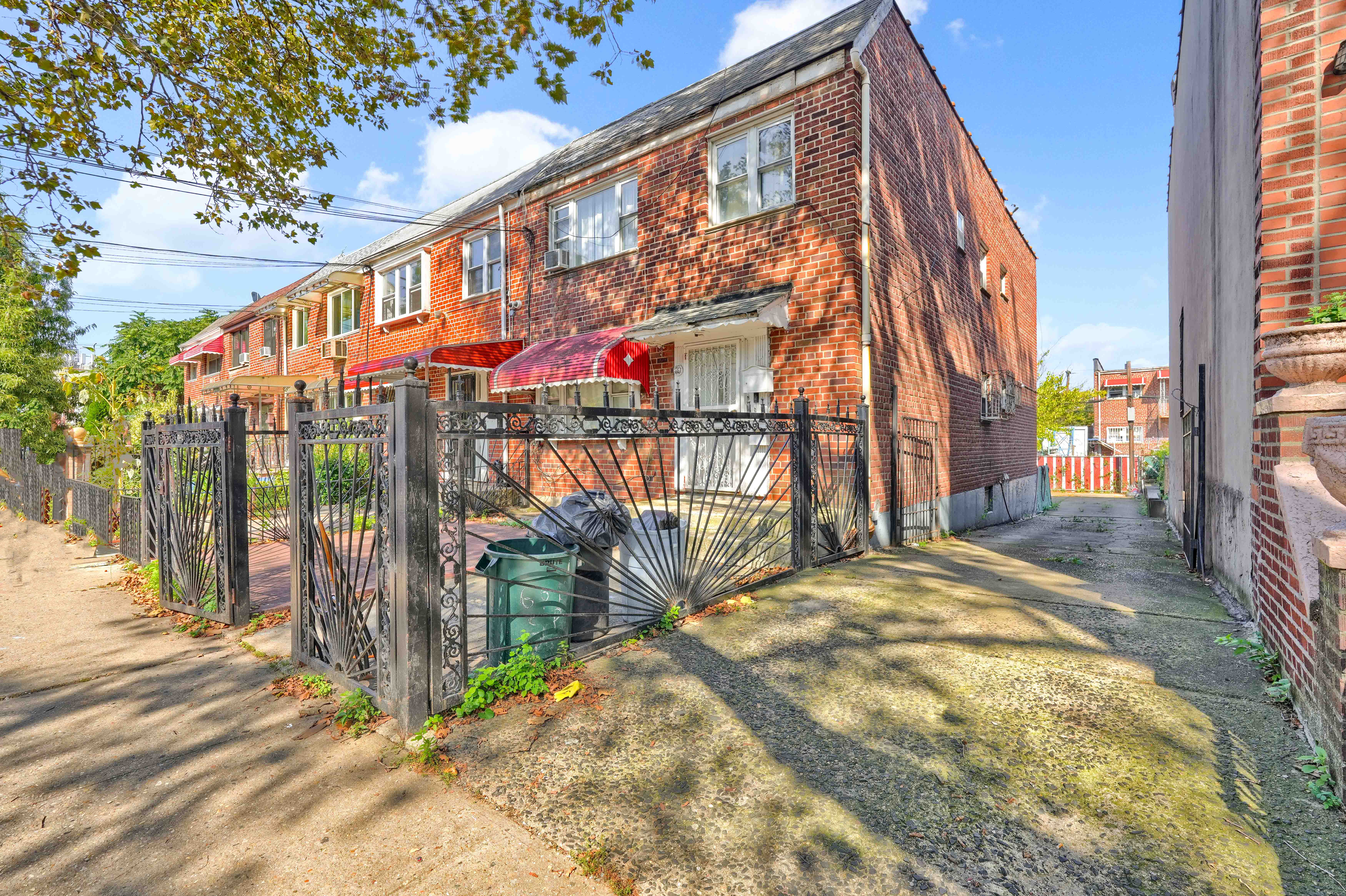 659 Jerome Street Brooklyn, NY 11207 - Photo 3 of 39 a view of building along with street