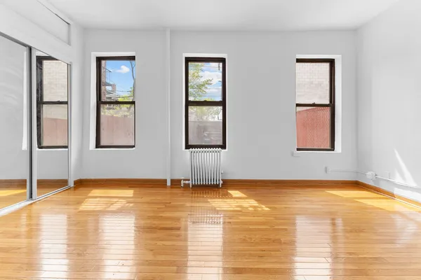 $245,000 | 2146 Cortelyou Road, Unit 1R | Flatbush