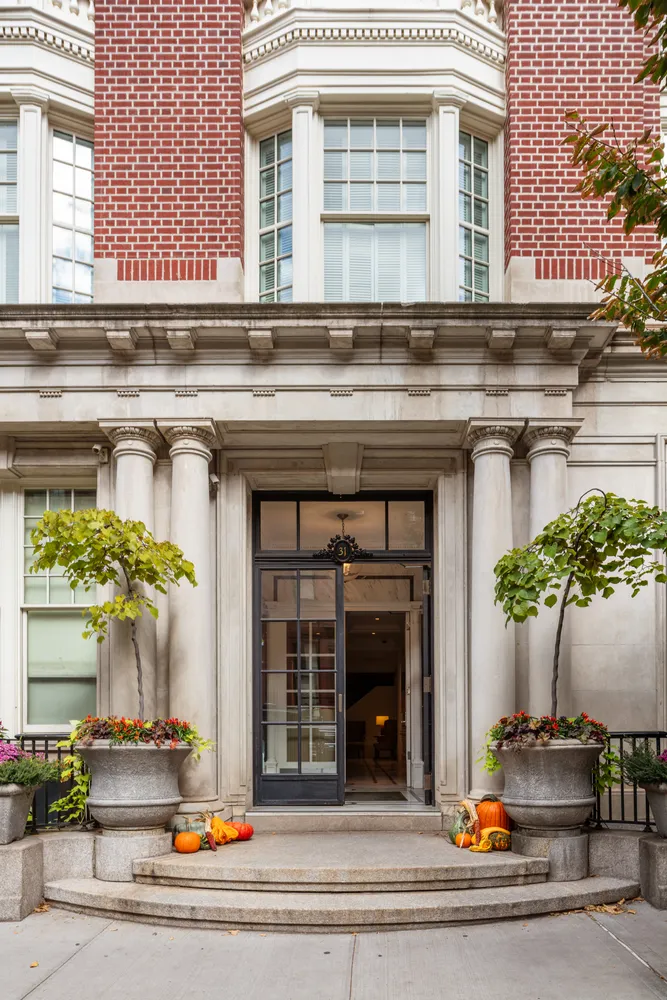 a front view of a building