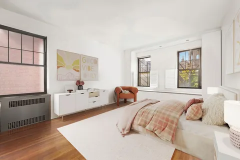 $2,395,000 | 290 6th Avenue, Unit 2KL | Greenwich Village