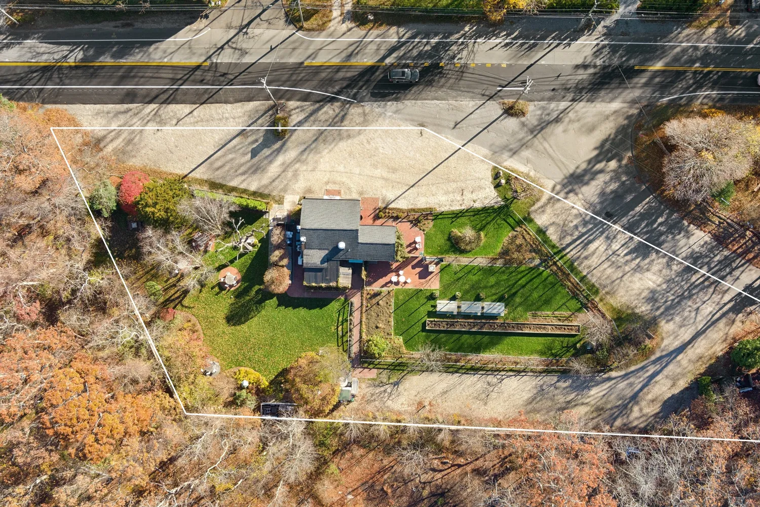 $3,750,000 | 1615 Sag Harbor Turnpike, Sag Harbor, NY 11963