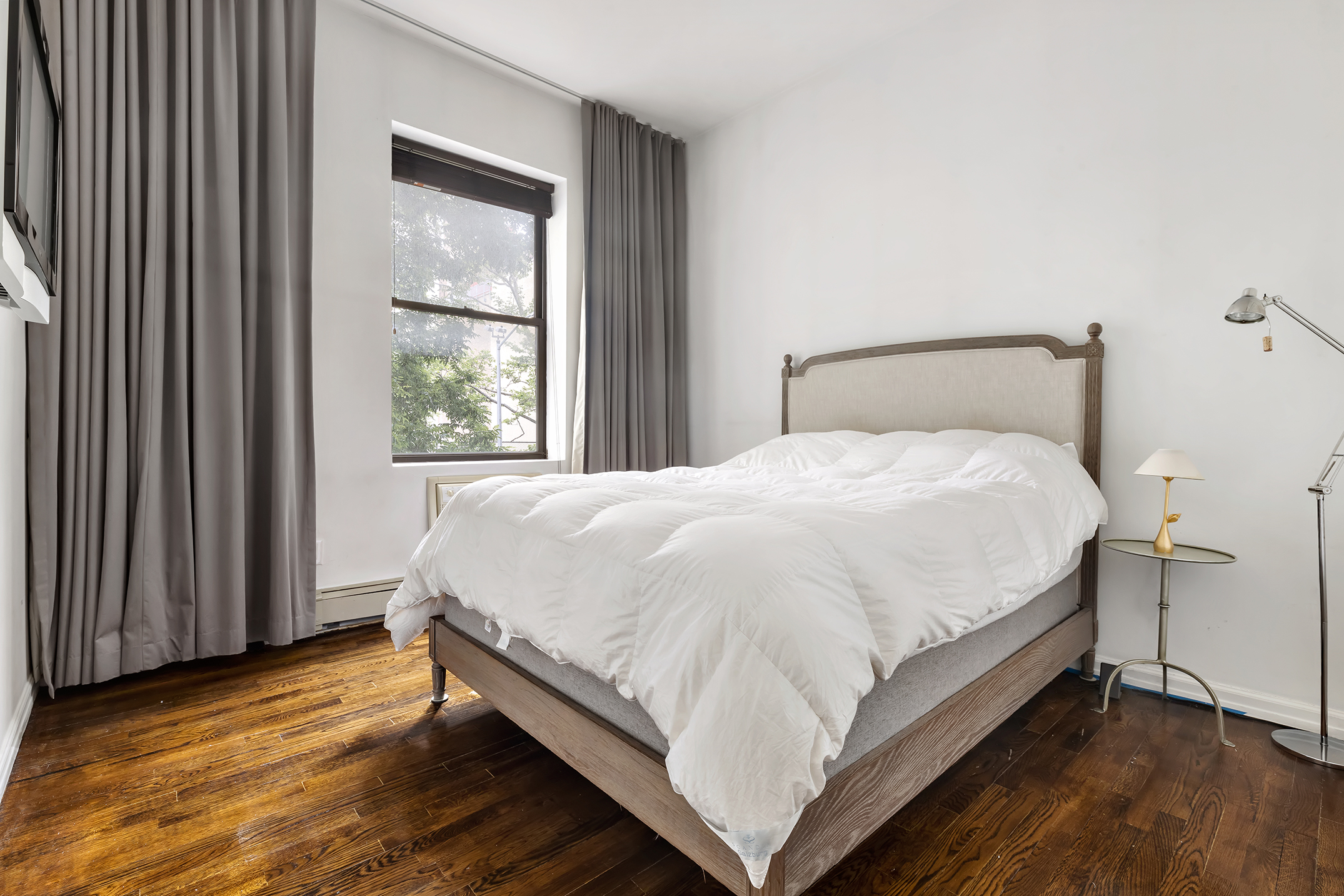 302 East 19th Street, Unit 1A Manhattan, NY 10003 - Photo 4 of 7