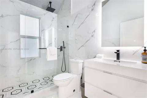 $7,199,999 | 7810 Miami View Drive, North Bay Village, FL 33141