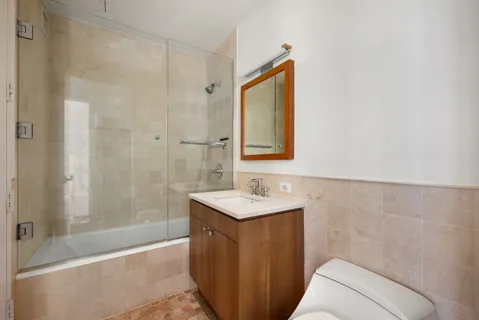 $1,900,000 | 10 West End Avenue, Unit 12K | Upper West Side