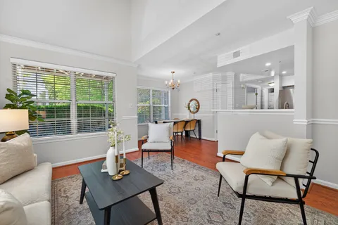 $325,000 | 925 Hillside Lake Terrace, Unit 210, Gaithersburg, MD 20878