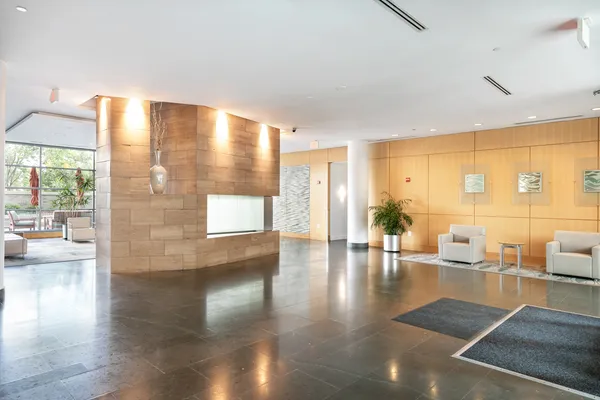 $3,500 | 2001 15th Street North, Unit 623, Arlington, VA 22201