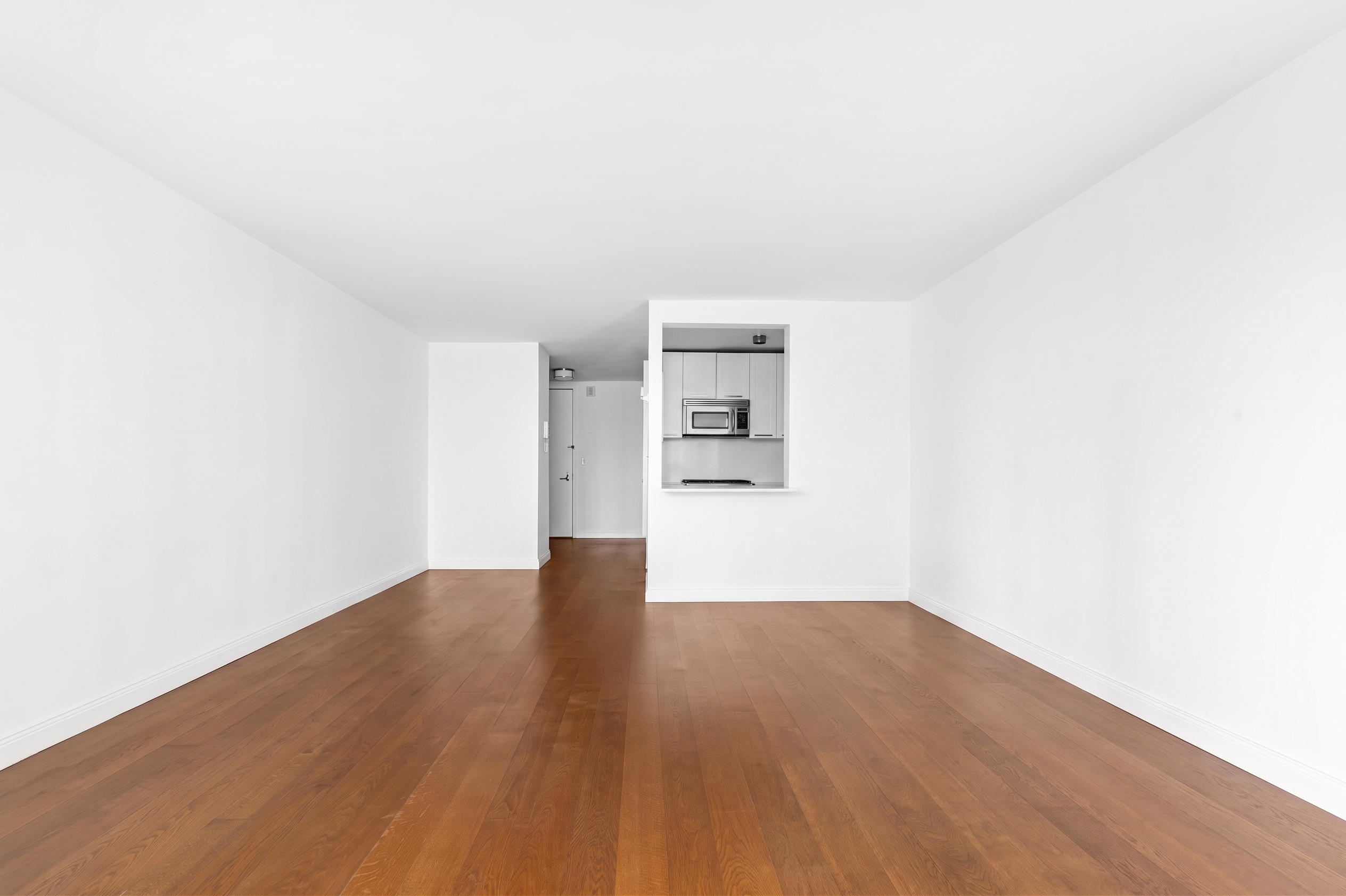 200 East 94th Street, Unit 2911 Manhattan, NY 10128 - Photo 5 of 20