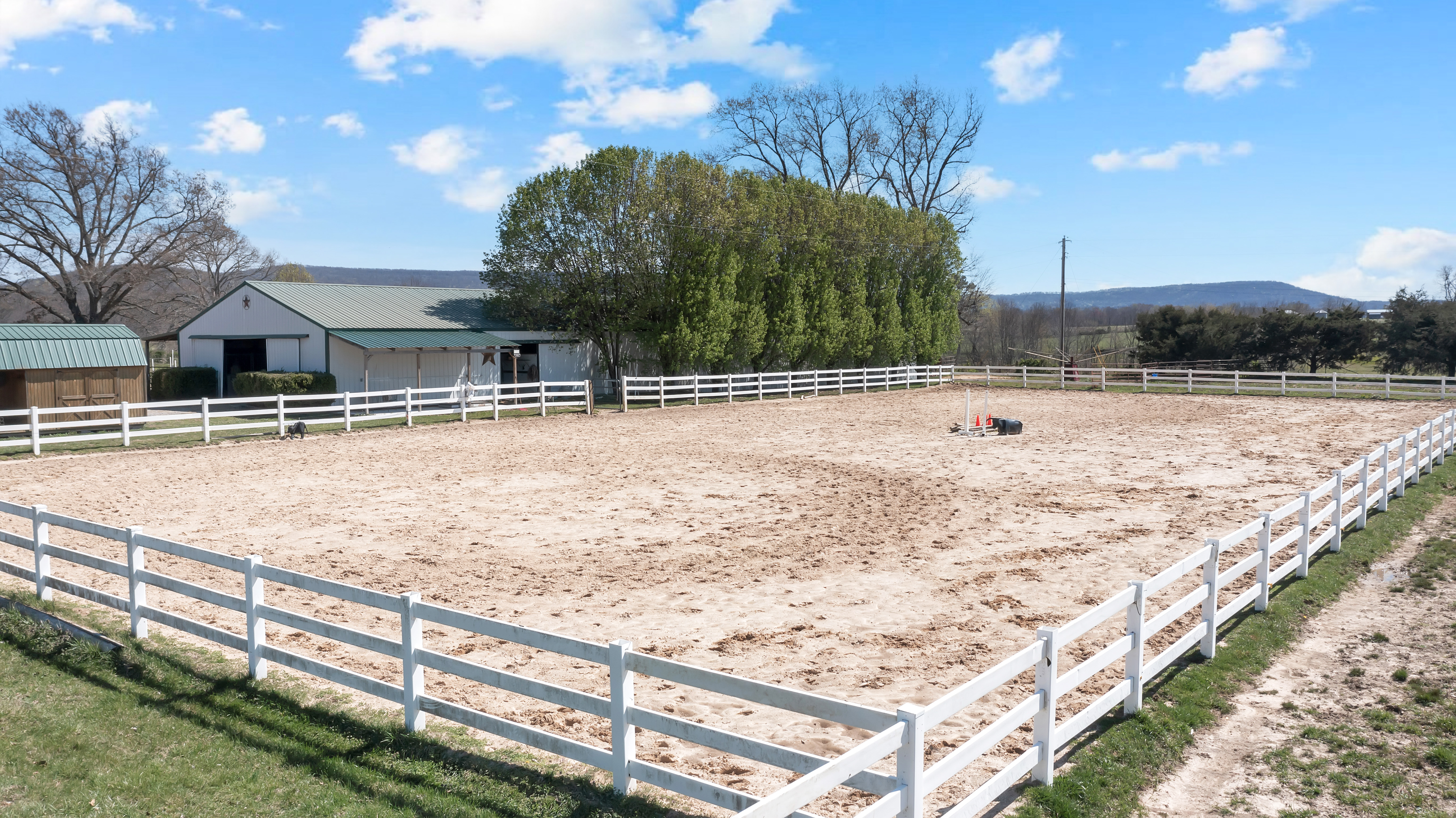 2073 Harpo Road Manchester, TN 37355 - Photo 45 of 45 a view of a terrace