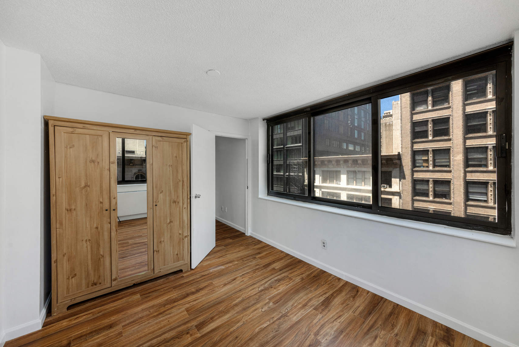 376 Broadway, Unit 8F Manhattan, NY 10013 - Photo 7 of 17