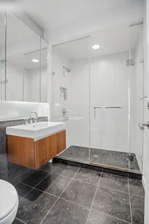$2,599,000 | 311 West Broadway, Unit 7D | SoHo