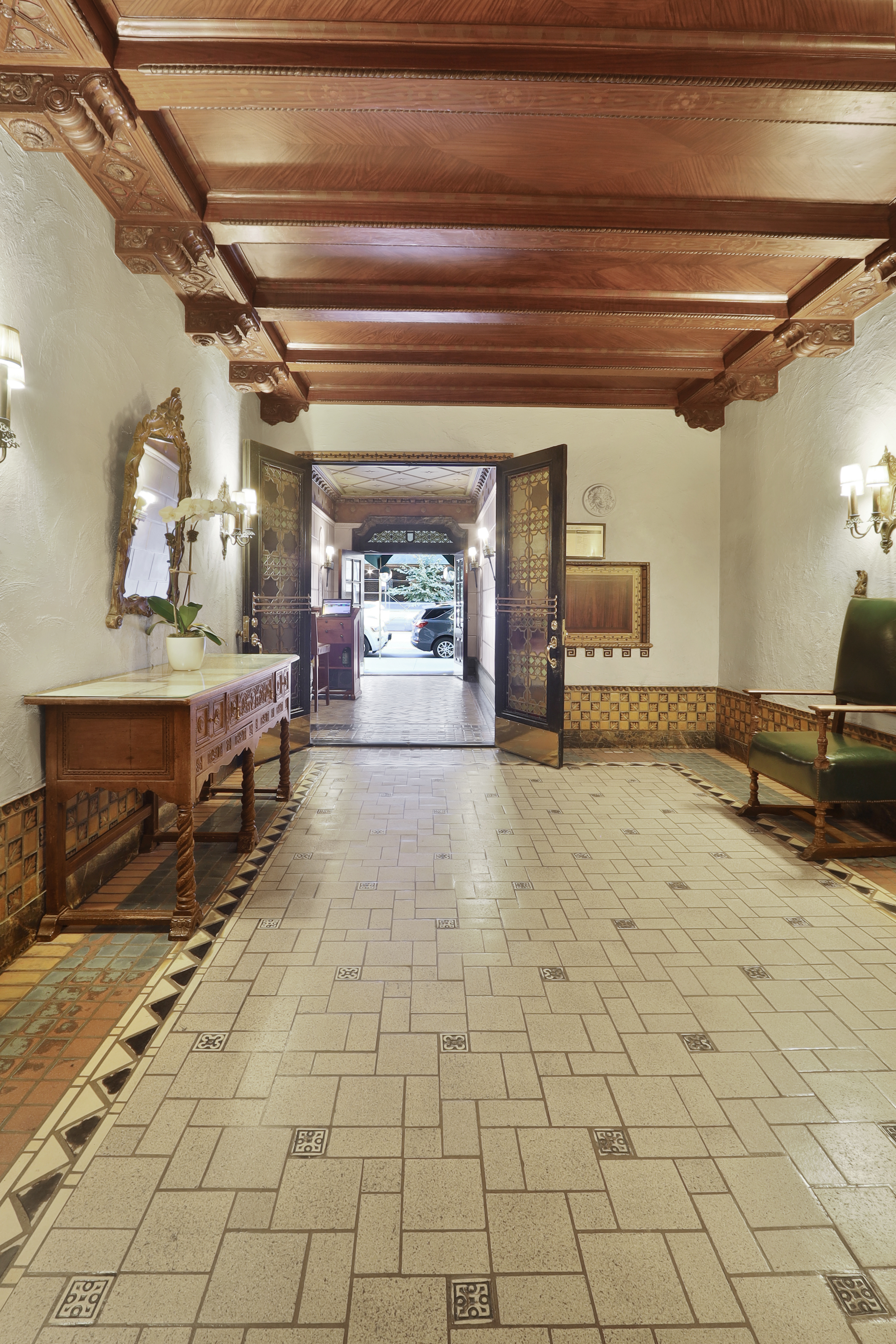 41 West 96th Street, Unit 13D Manhattan, NY 10025 - Photo 10 of 12