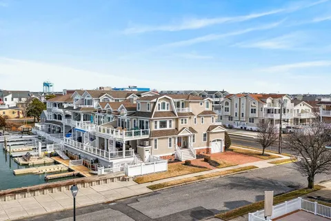 $3,695,000 | 4616 Park Road, Unit SOUTH, Sea Isle City, NJ 08243