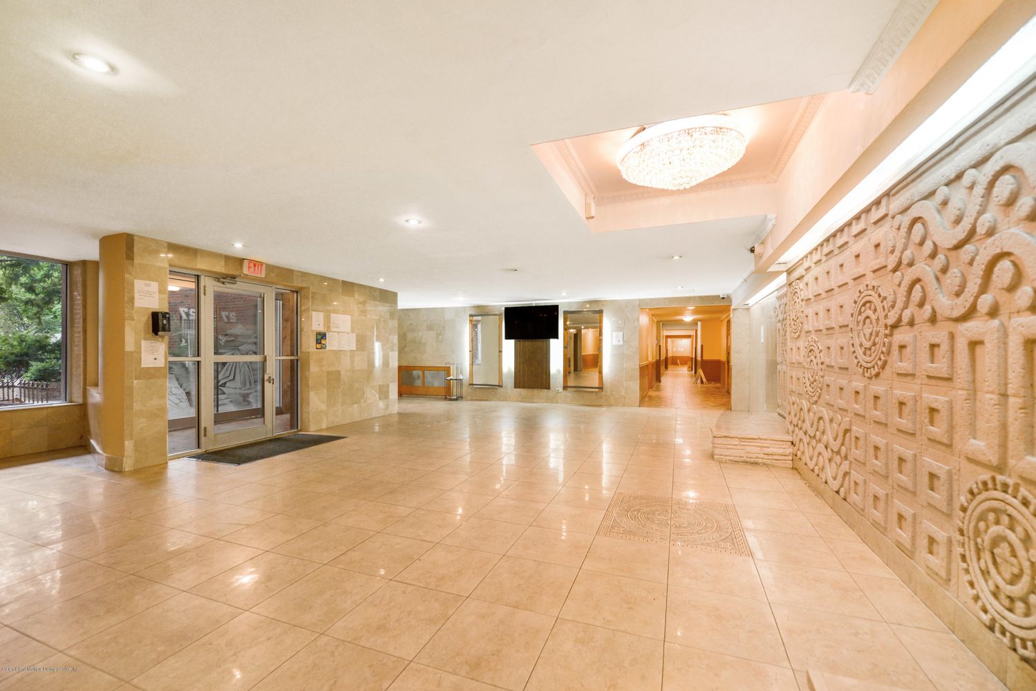 2727 Ocean Parkway, Unit C27 Brooklyn, NY 11235 - Photo 4 of 7 a view of an entrance door