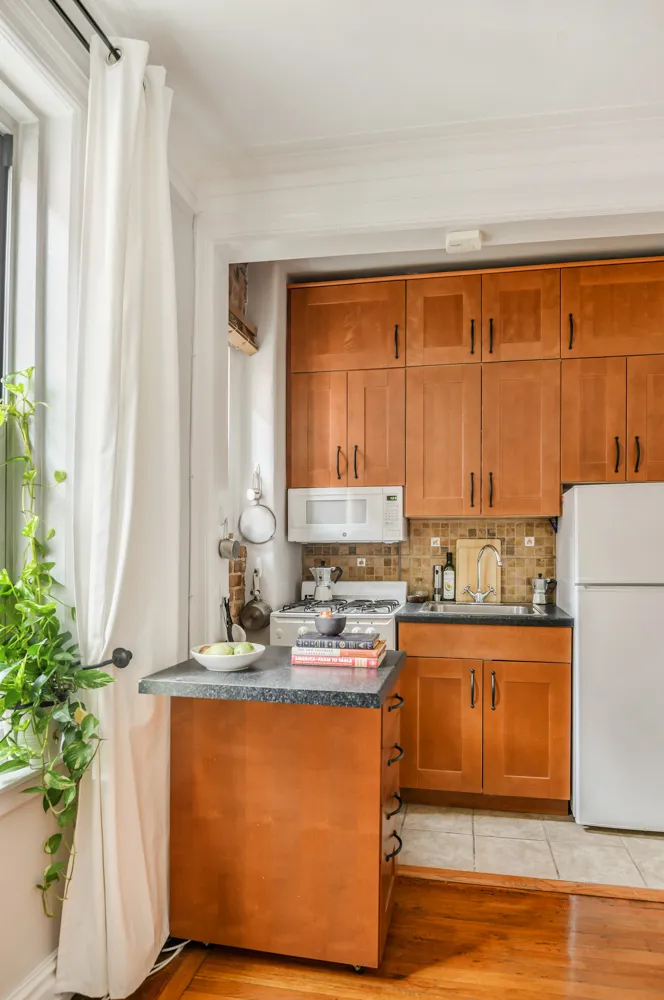 $3,500 | 59 Pineapple Street, Unit 5D | Brooklyn Heights