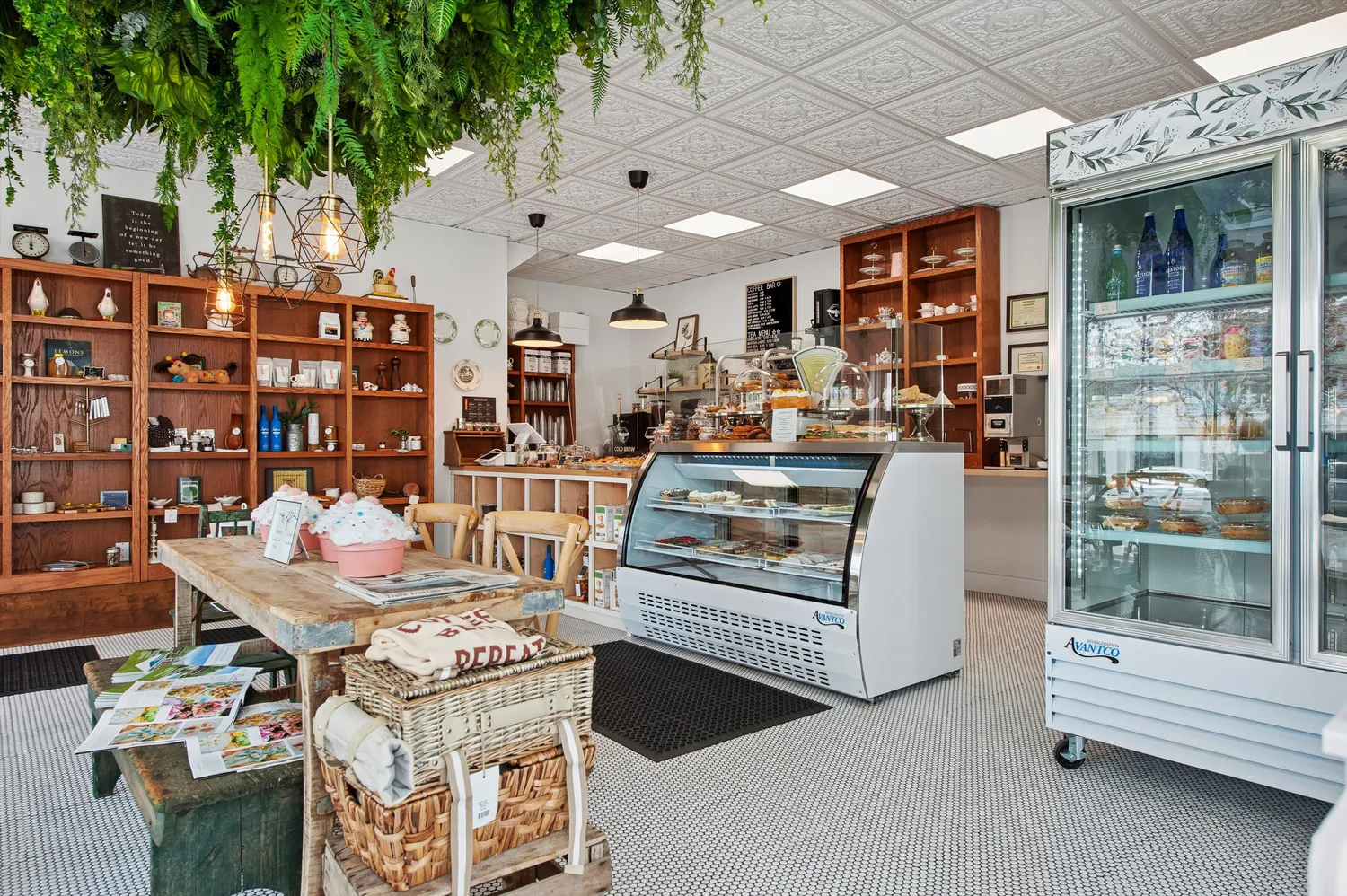 $21,900,000 | 1 Hill Street, Southampton, NY 11968