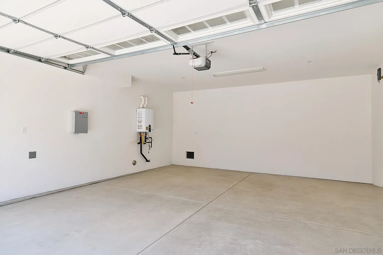 567 North Vulcan Avenue Encinitas, CA 92024 - Photo 33 of 49