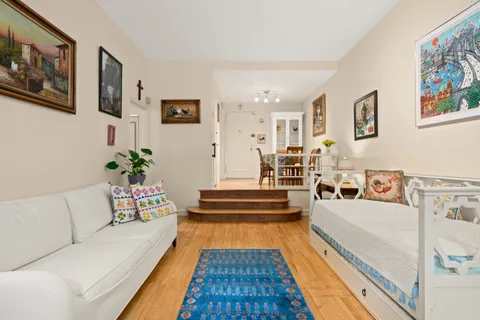 $535,000 | 510 East 84th Street, Unit 1B | Upper East Side