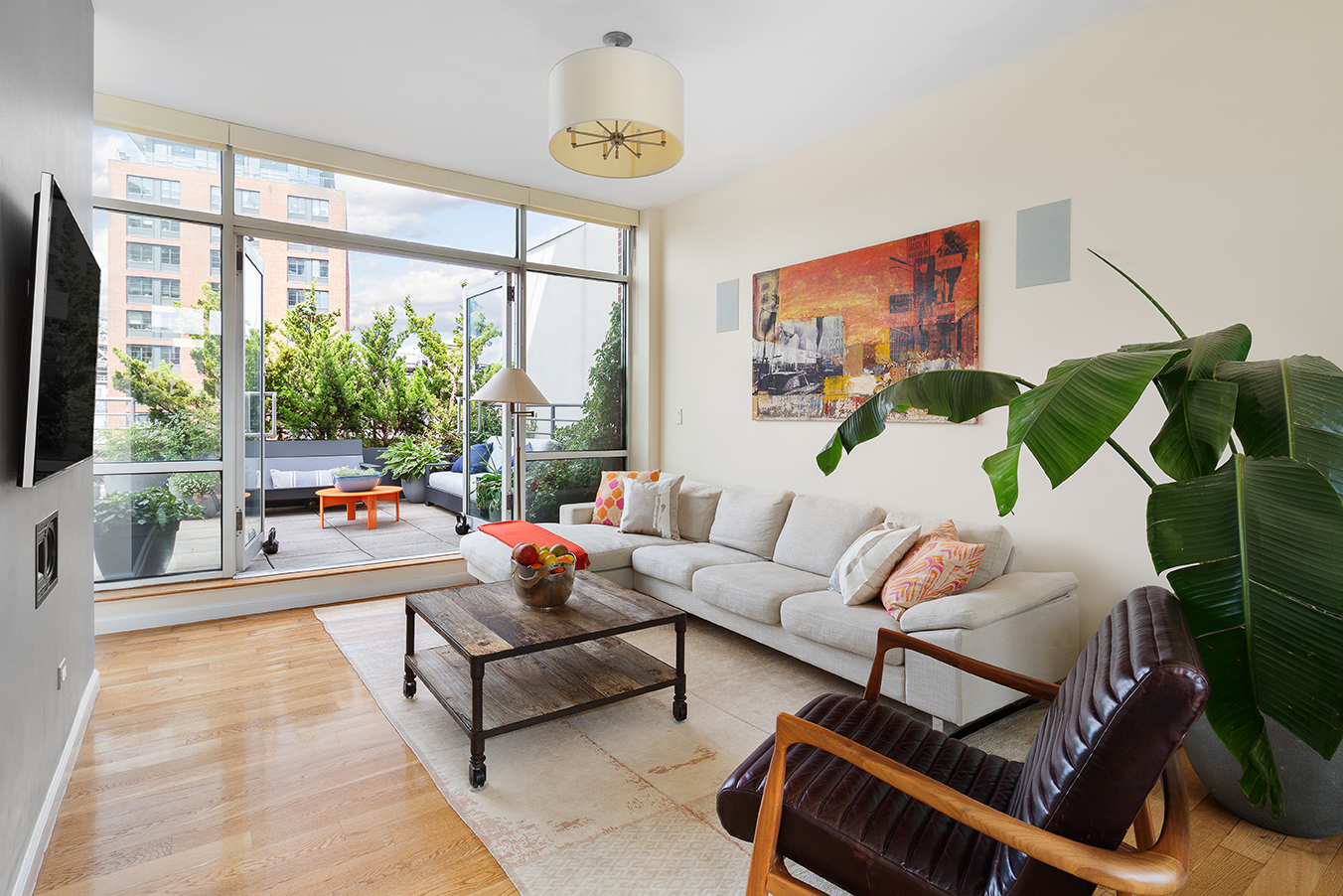 20 Broadway, Unit PH602 Brooklyn, NY 11249 - Photo 5 of 19