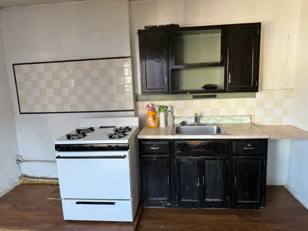 $1,200,000 | 453 Central Avenue, Jersey City, NJ 07307