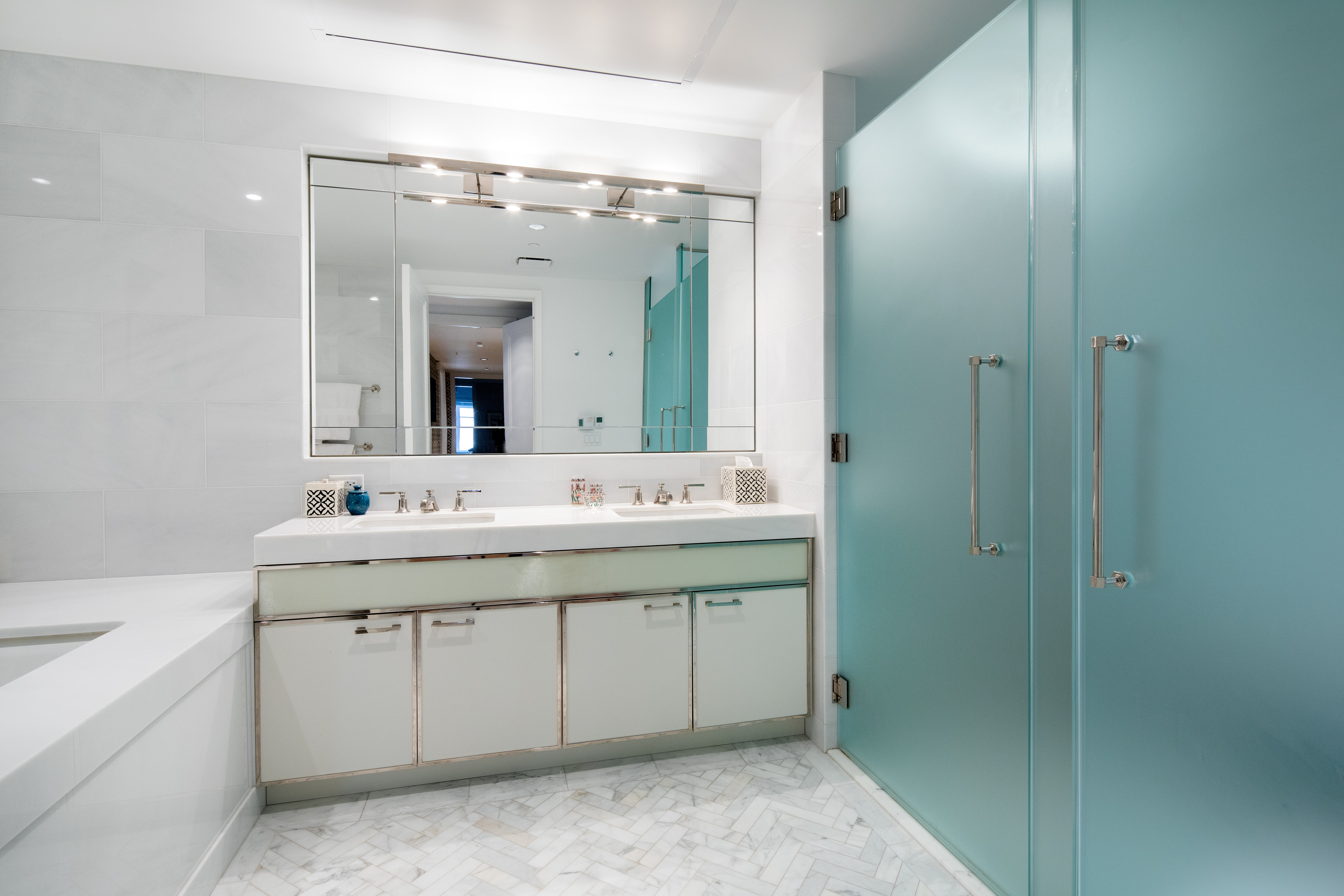 200 East 79th Street, Unit 14A Manhattan, NY 10075 - Photo 7 of 19