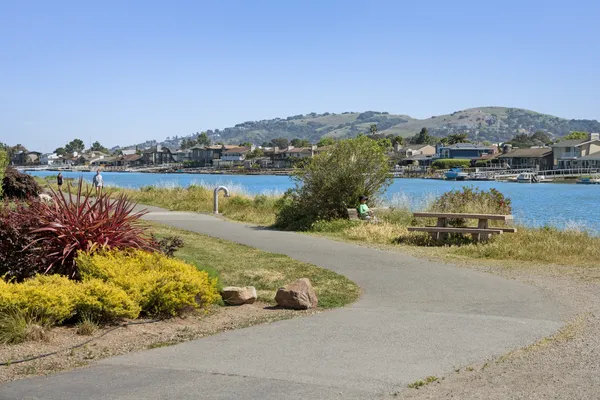 $948,000 | 5 Lower Via Casitas, Greenbrae, CA 94904