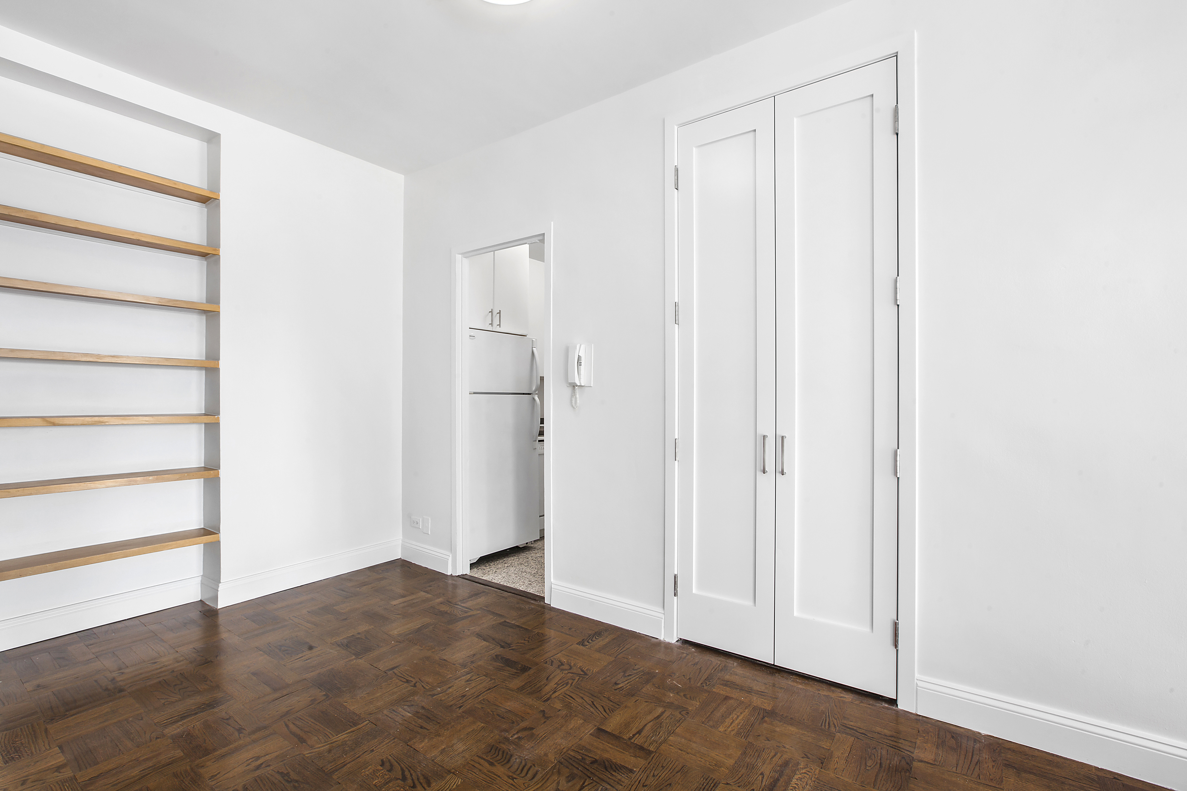 60 East 8th Street, Unit 16D Manhattan, NY 10003 - Photo 4 of 10