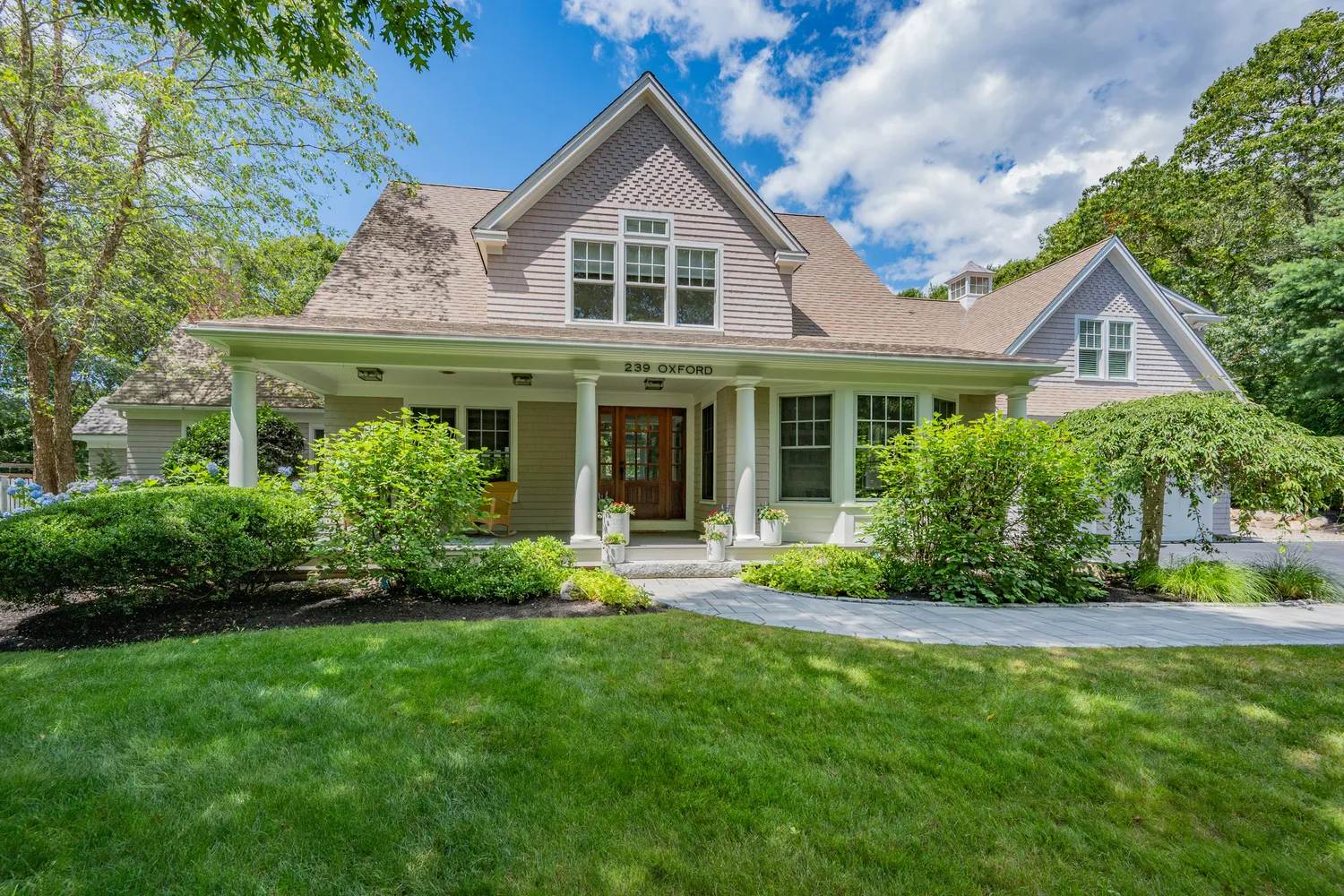 $2,700,000 | 239 Oxford Drive, Cotuit, MA 02635