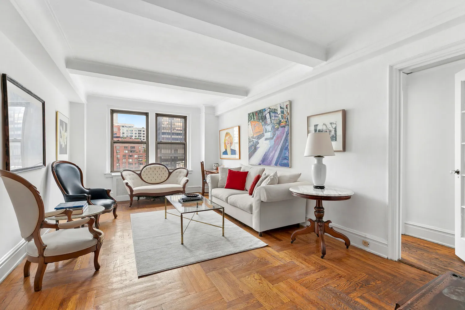 $560,000 | 333 East 53rd Street, Unit 12L | Sutton Place