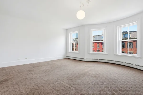 $7,500 | 150 West Concord Street, Unit 2, Boston, MA 02118