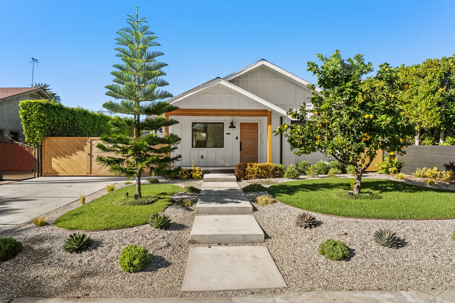 $2,495,000 | 1607 South Spaulding Avenue, Los Angeles, CA 90019