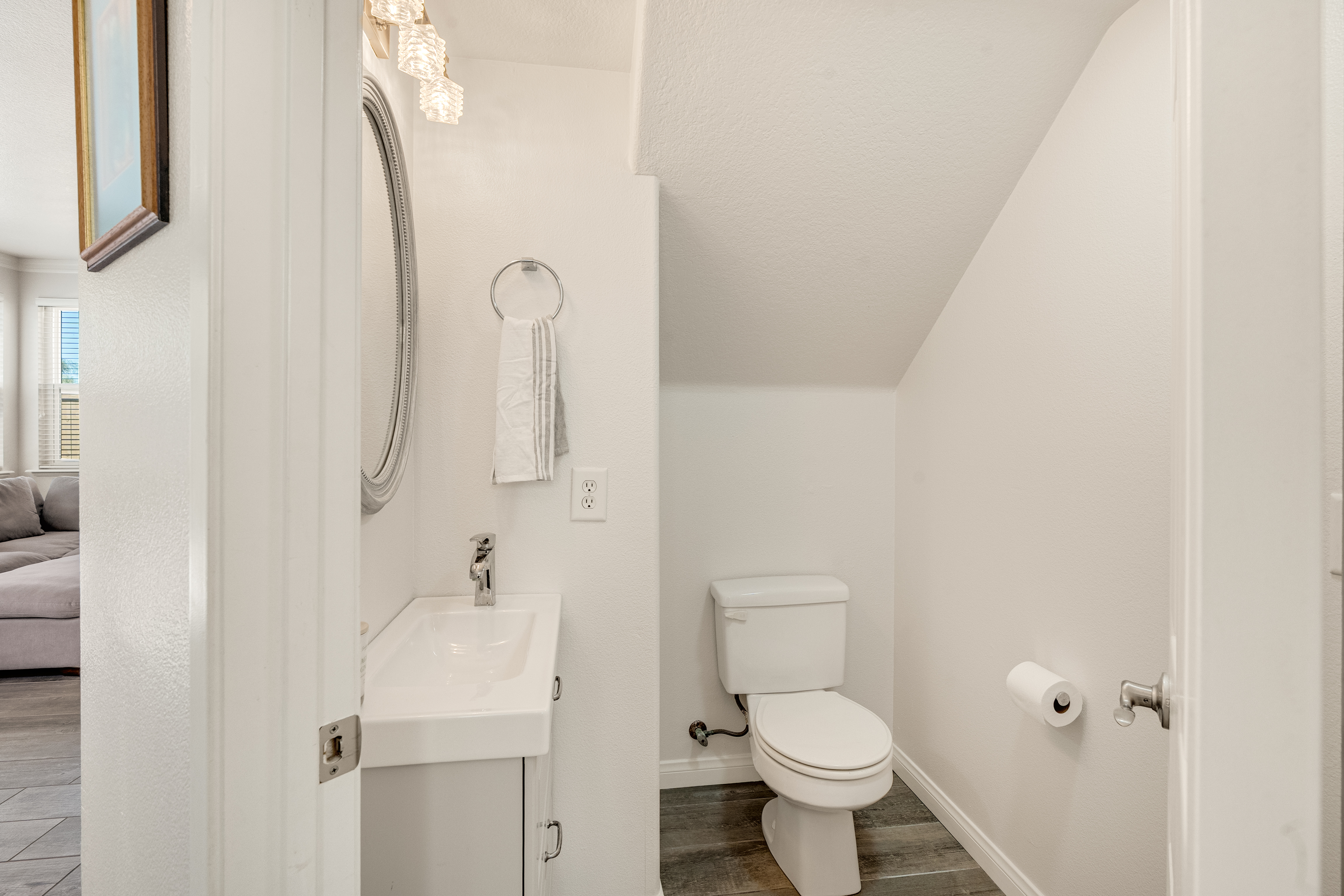 146 Adelia Way Oceanside, CA 92057 - Photo 11 of 37