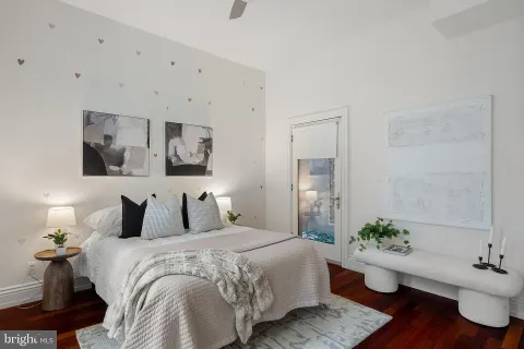 $885,000 | 701 South 6th Street, Philadelphia, PA 19147