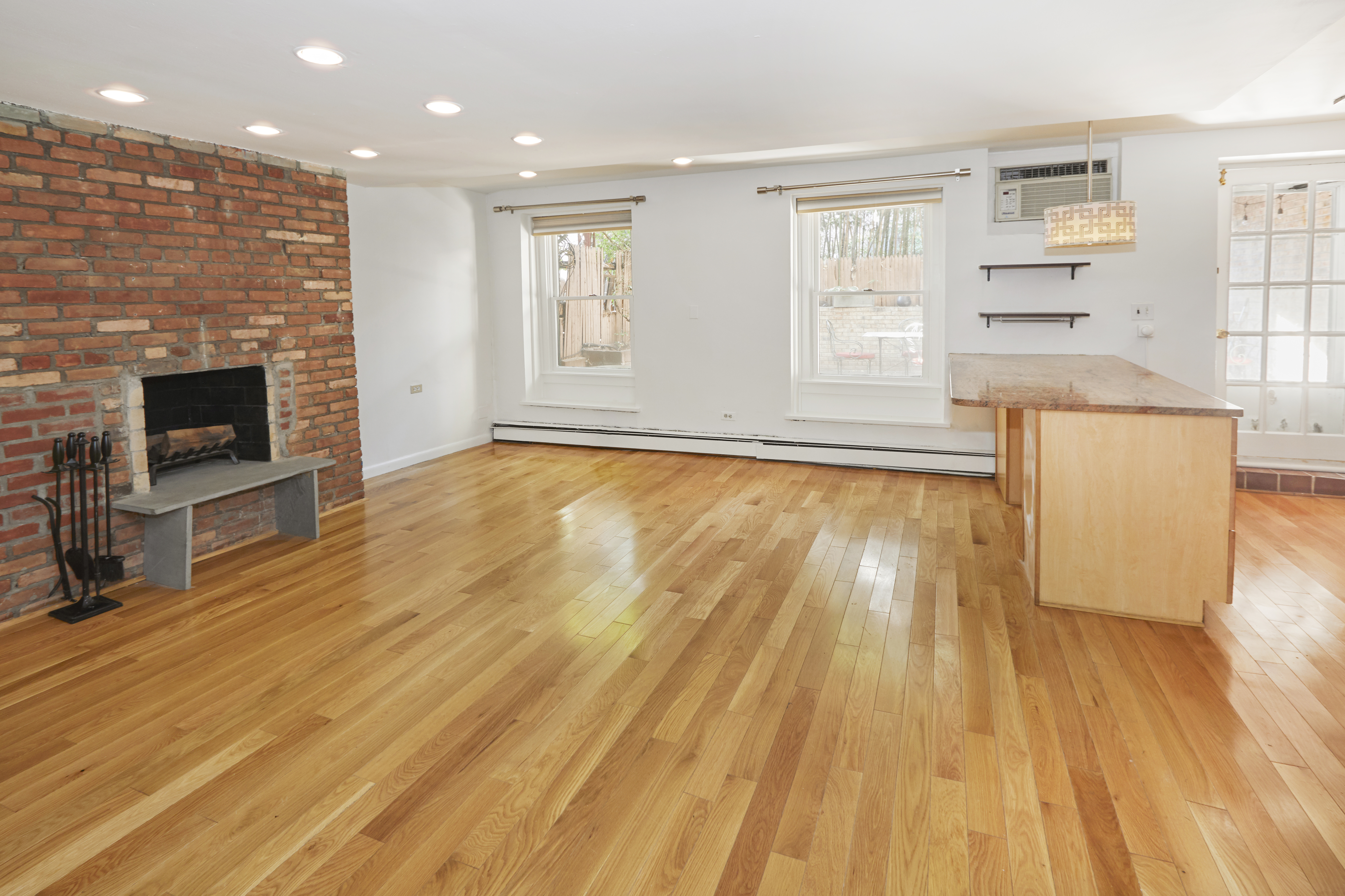 32 East 3rd Street, Unit GARDEN Manhattan, NY 10003 - Photo 4 of 20