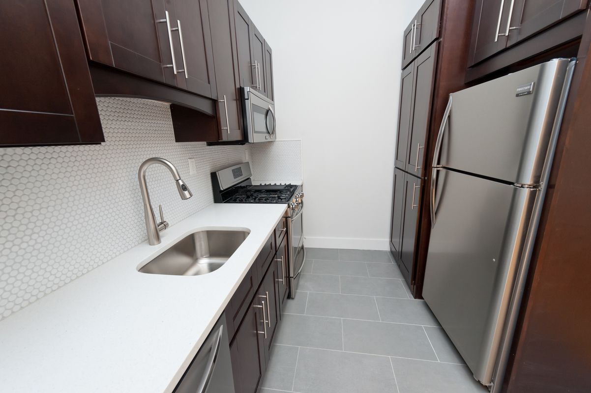 12-21 Astoria Boulevard, Unit 3F Queens, NY 11102 - Photo 10 of 11