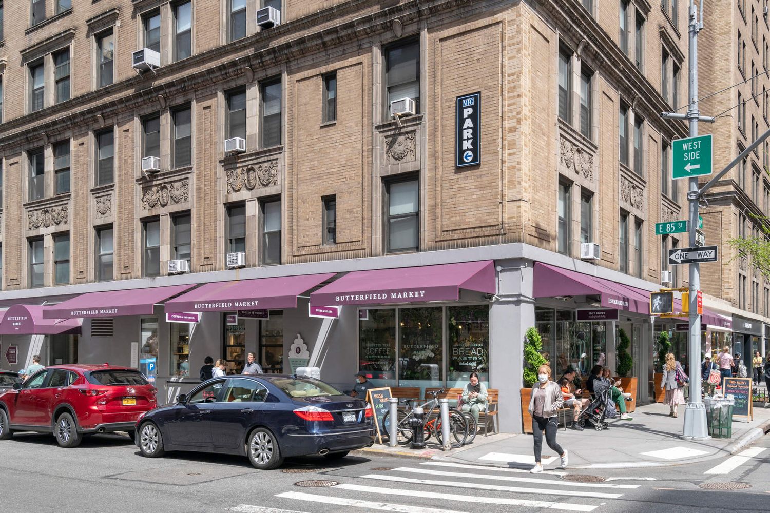 25 East 86th Street, Unit 3C Manhattan, NY 10028 - Photo 12 of 15 a front view of building with street