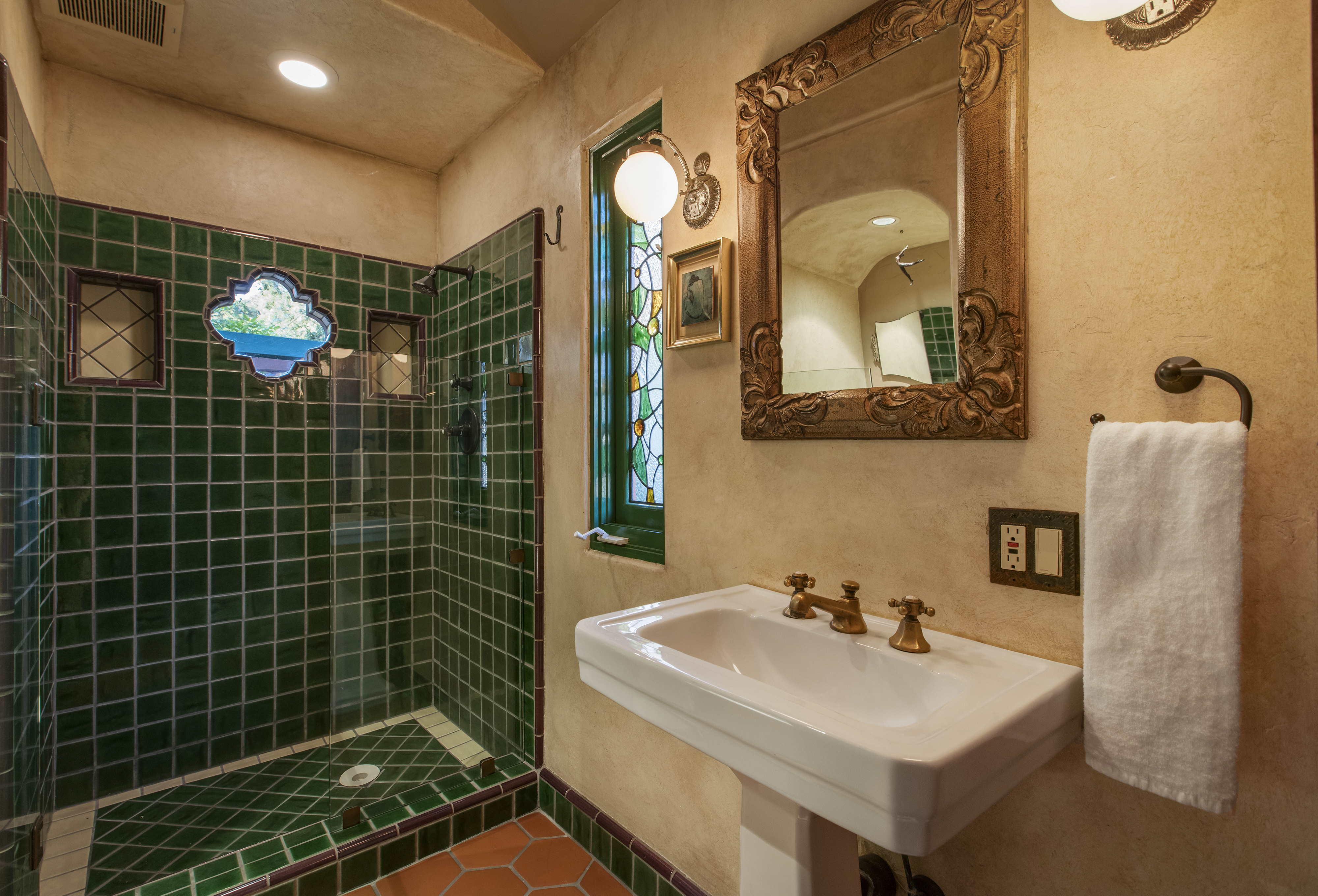 3290 Buckingham Road Glendale, CA 91206 - Photo 33 of 69