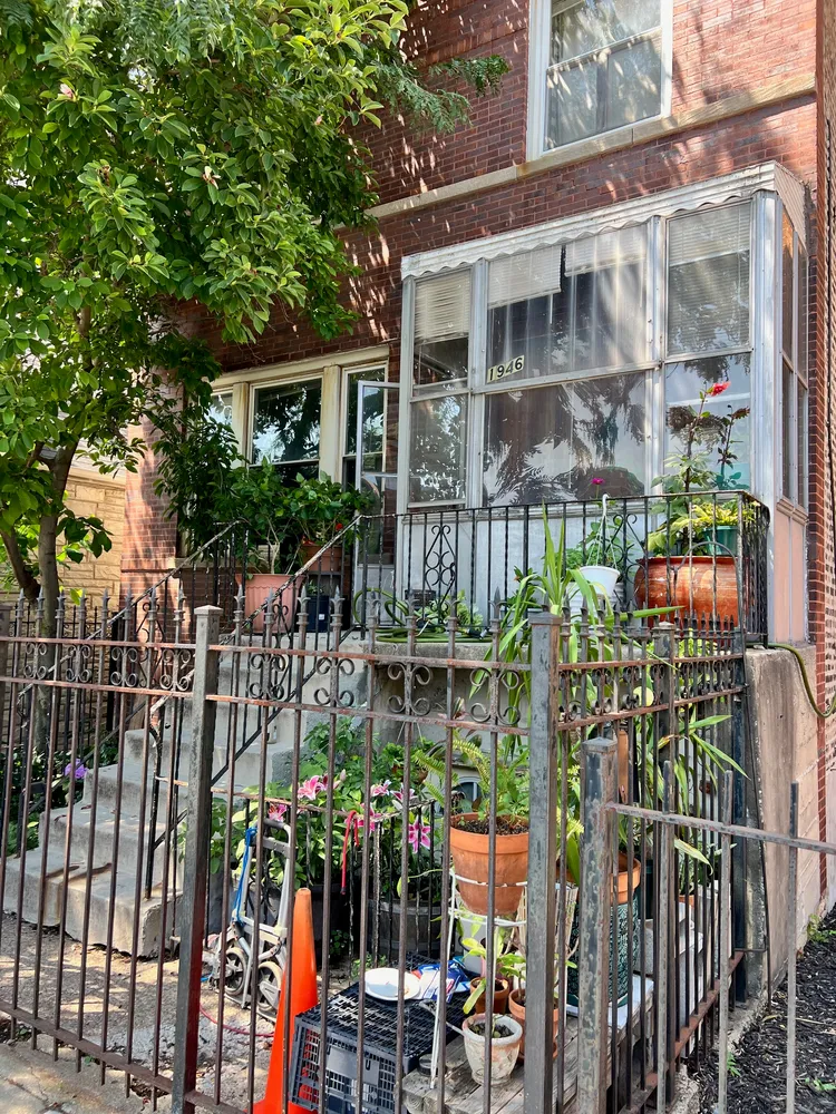 a view of outdoor sitting space