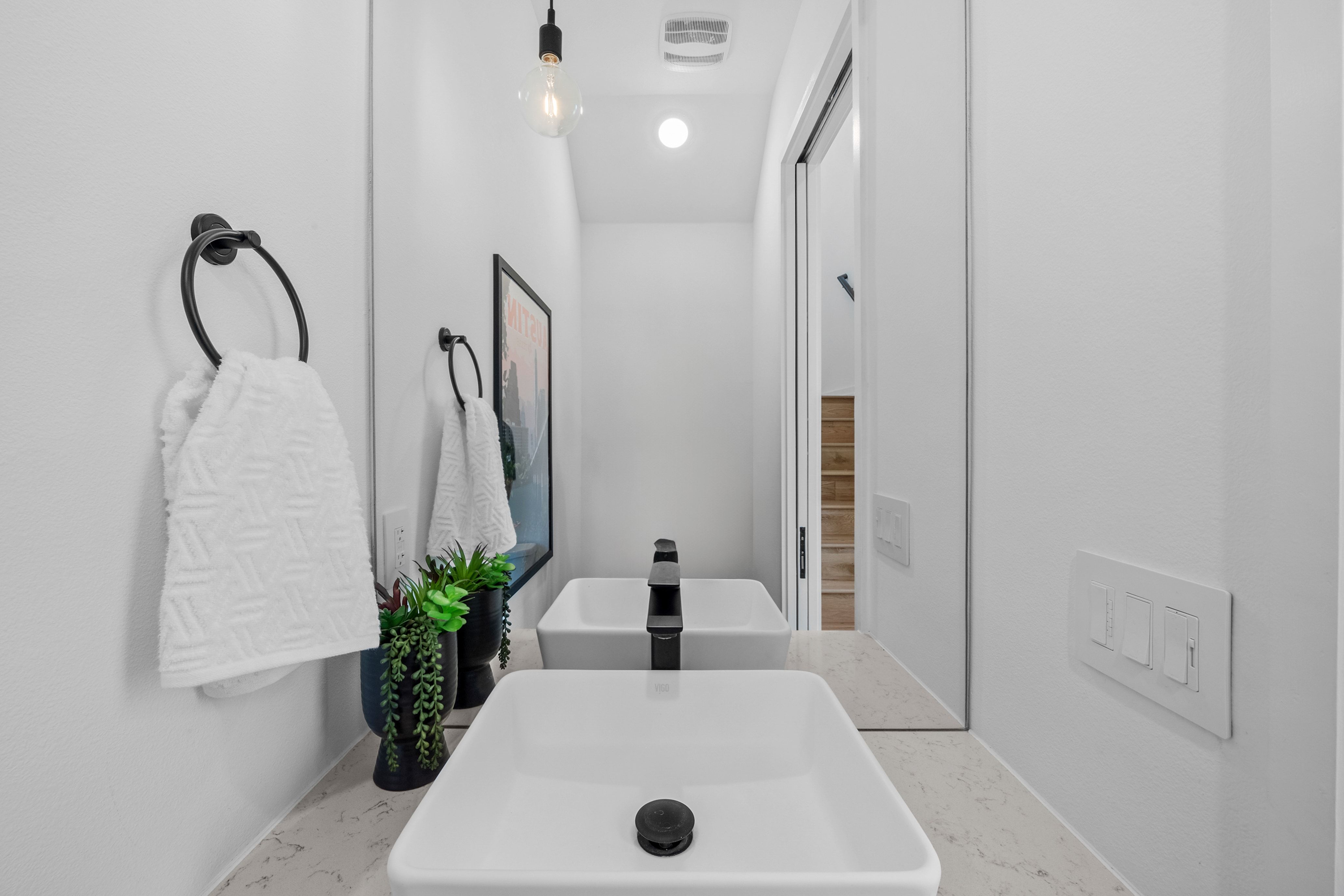 219 Lessin Lane, Unit 10A Austin, TX 78704 - Photo 11 of 33