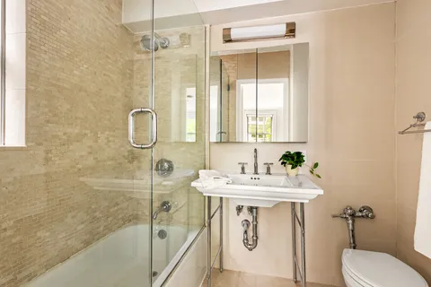 $1,350,000 | 70 Riverside Drive, Unit 2E | Upper West Side