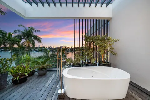 $23,995,000 | 226 West Rivo Alto Drive, Miami Beach, FL 33139