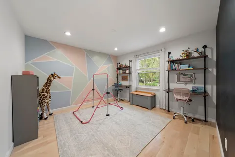 $1,050,000 | 161 Rolling Road, Bala Cynwyd, PA 19004
