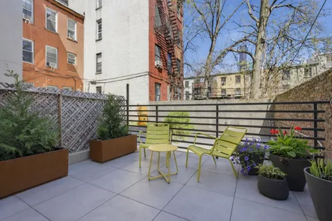$1,700,000 | 433 Warren Street, Unit 2C | Boerum Hill